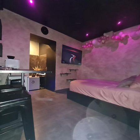 Love Room Spa Jacuzzi Lyon Dış mekan fotoğraf
