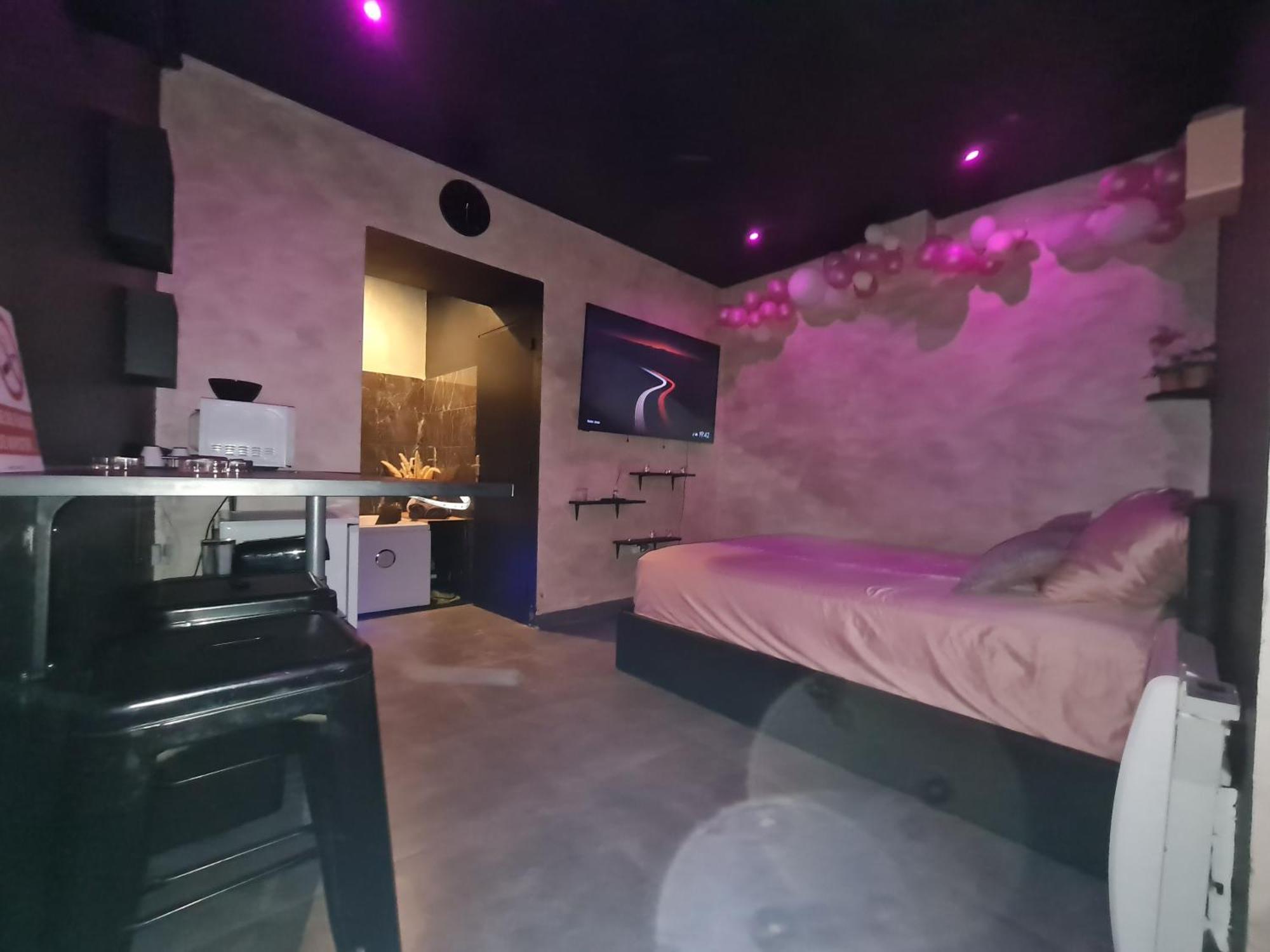 Love Room Spa Jacuzzi Lyon Dış mekan fotoğraf